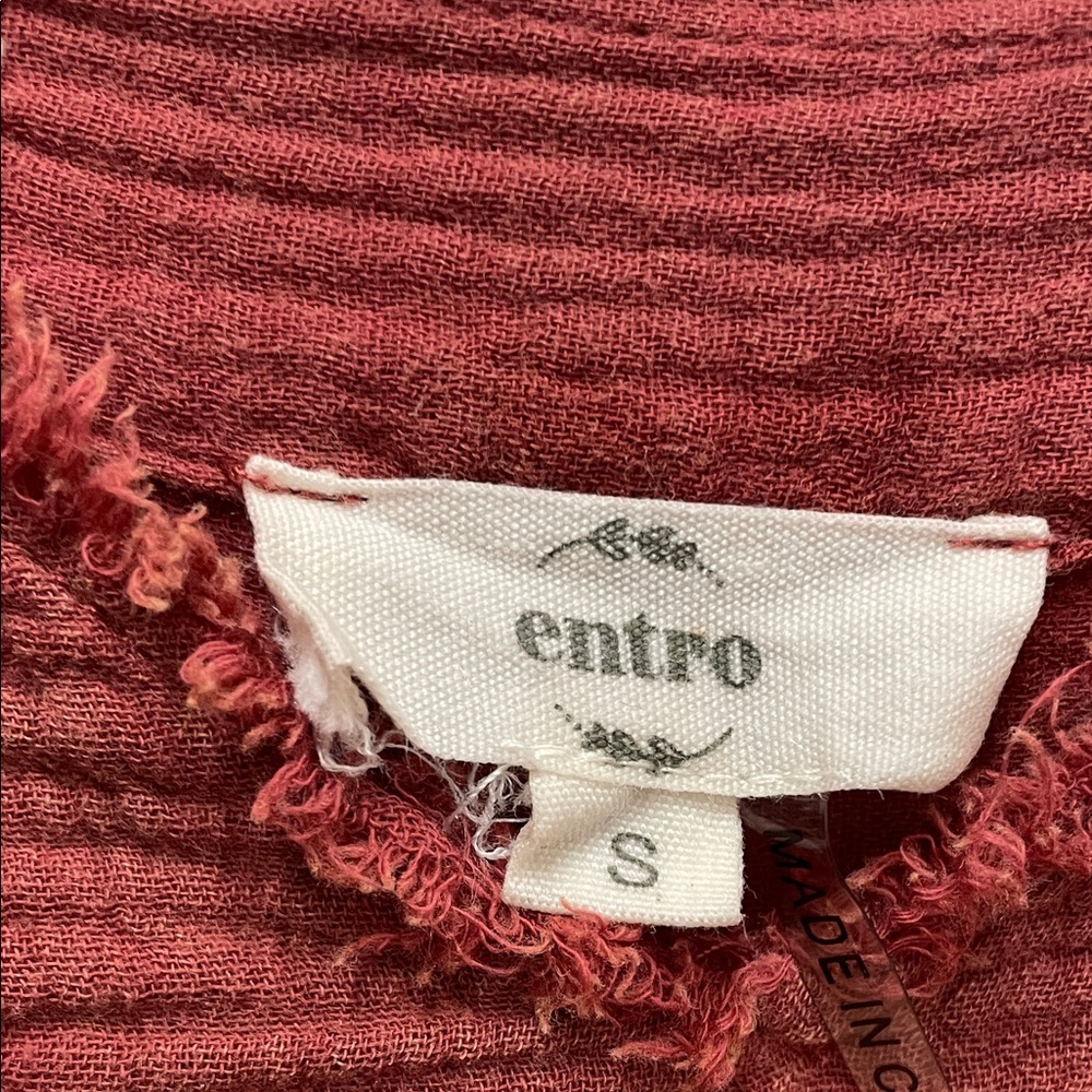 Entro Textured V-Neck Top - Rust - Picture 2 of 3